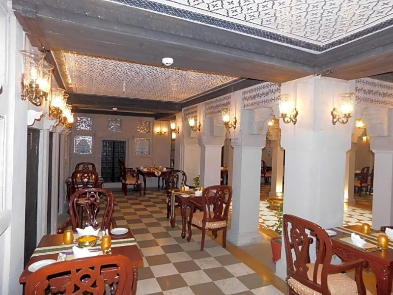 Brijrama Palace, Varanasi - By The Ganges Экстерьер фото